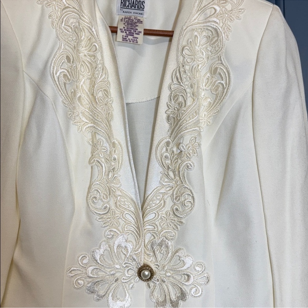 Cream Embroidered Formal Jacket Pearl Button Elegant Blazer 6P